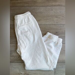 Aerie size medium joggers, creamish-gray colored